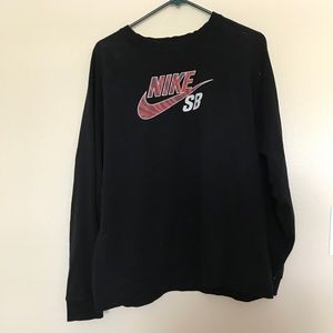 Nike SB long sleeve shirt
